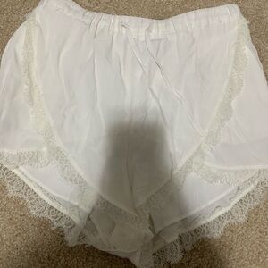 Lovers and friends white shorts